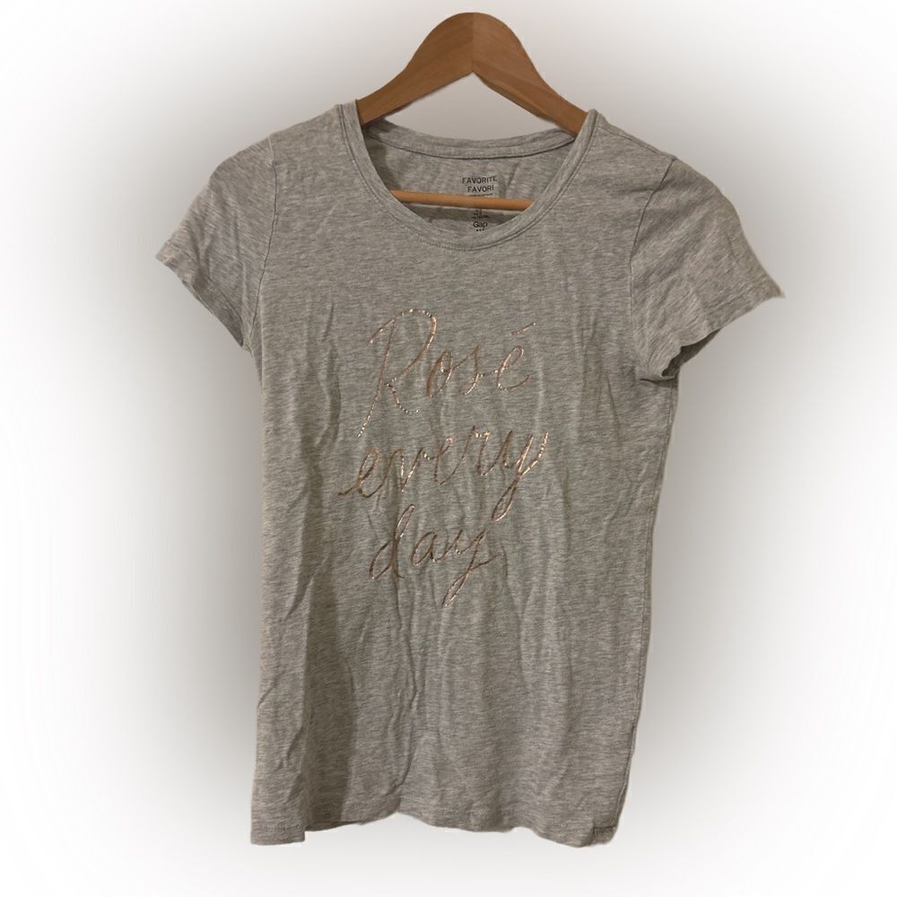 Gapโgraphicโtee